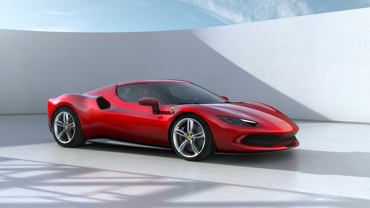 Šéf Ferrari vítá nucení elektromobilů, vidí v tom příležitost